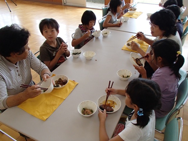 http://www.tahara.ed.jp/akabane-e/blog/P7160193.JPG