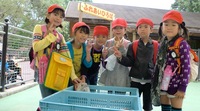 http://www.tahara.ed.jp/chubu-e/blog/assets_c/2010/11/社会見学３-thumb-200x111-13345.jpg