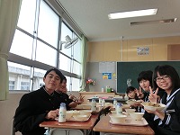 http://www.tahara.ed.jp/izumi-j/blog/066.jpg