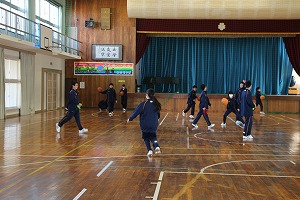 http://www.tahara.ed.jp/izumi-j/blog/IMG_5167.jpg