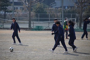 http://www.tahara.ed.jp/izumi-j/blog/IMG_5180.jpg