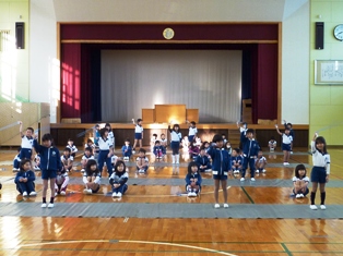 http://www.tahara.ed.jp/kinugasa-e/blog/%E3%82%B3%E3%83%94%E3%83%BC%20%EF%BD%9E%20P1000449.JPG