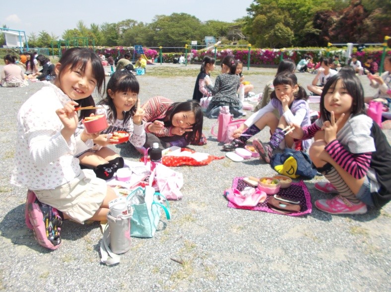 http://www.tahara.ed.jp/kinugasa-e/blog/%EF%BC%94.jpg