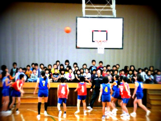 http://www.tahara.ed.jp/kinugasa-e/blog/P1050505.jpg