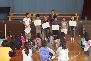 http://www.tahara.ed.jp/nanbu-e/blog/IMG_9980.jpg