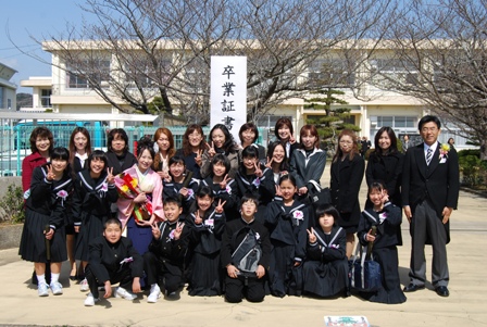 http://www.tahara.ed.jp/takamatsu-e/blog/sotu2.JPG