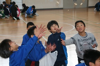 http://www.tahara.ed.jp/wakato-e/blog/IMG_0021.jpg